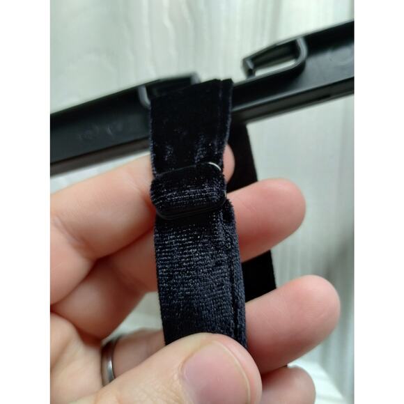 Old Navy Women's Size Small Black Crushed Velvet Velour One-Piece Jumpsuit - Picture 5 of 7